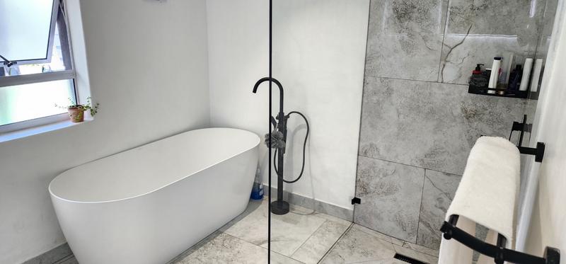 3 Bedroom Property for Sale in Glenhaven Western Cape